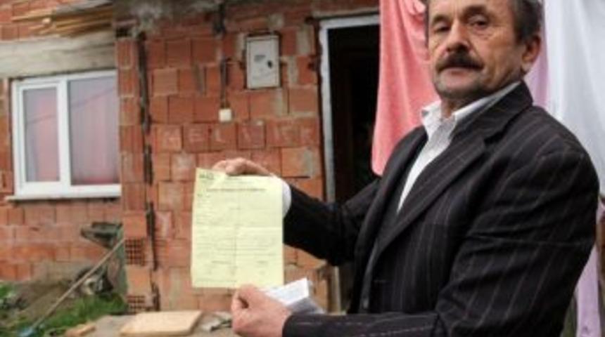 Ka&ccedil;ak Elektrik Kullanan Vatandaş Kendini İhbar Etti