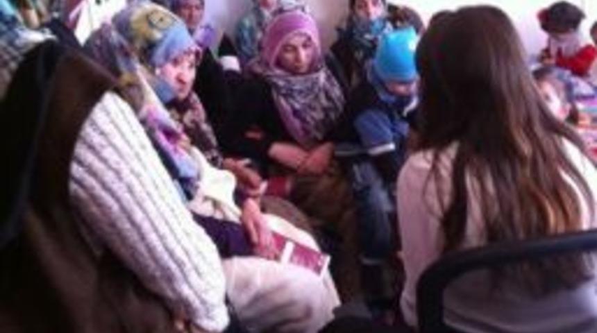 G&ouml;n&uuml;l El&ccedil;ileri K&ouml;ylerde