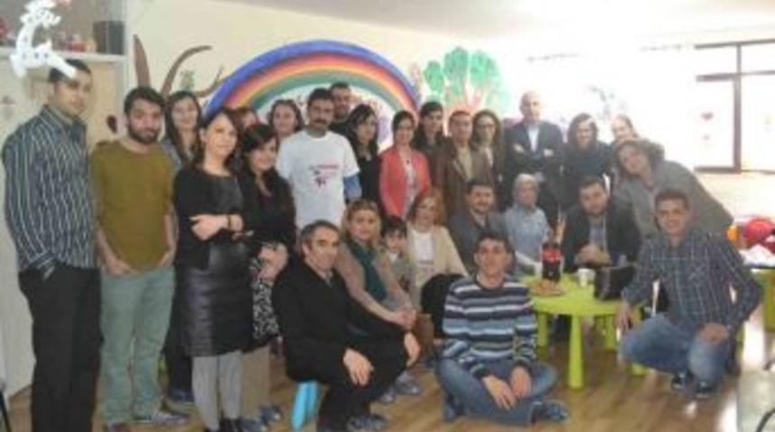 Anadolu Gen&ccedil;lik Federasyonu&rsquo;ndan &lsquo;her Oyuncak Bir G&uuml;l&uuml;c&uuml;k&rsquo; Projesine Destek