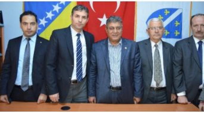 İzmirli Boşnaklardan Kaya&rsquo;ya Sıcak Karşılama