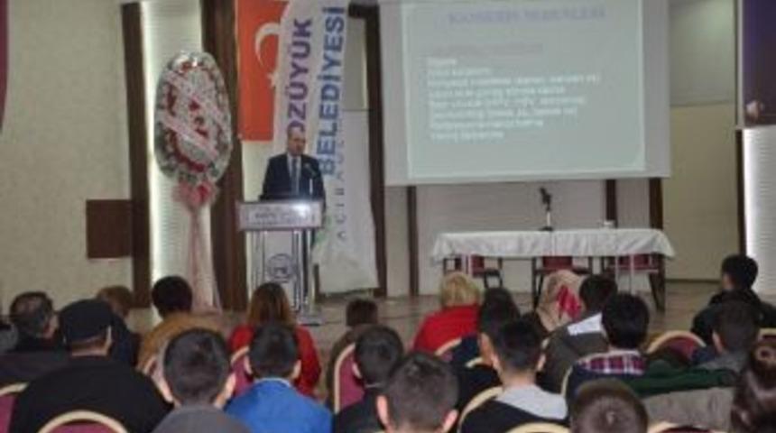 Boz&uuml;y&uuml;k&rsquo;te &ldquo;kanserde G&uuml;ncel Tedavi Y&ouml;ntemleri&rdquo; Anlatıldı