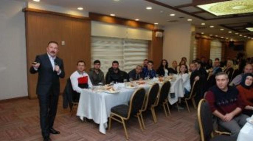 Başkan Doğan Gen&ccedil; Kocaeliler İle Bir Araya Geldi