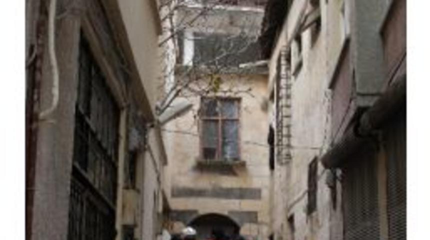 Mahallede Bir Genci D&ouml;ven Suriyelilere Lin&ccedil; Girişimi