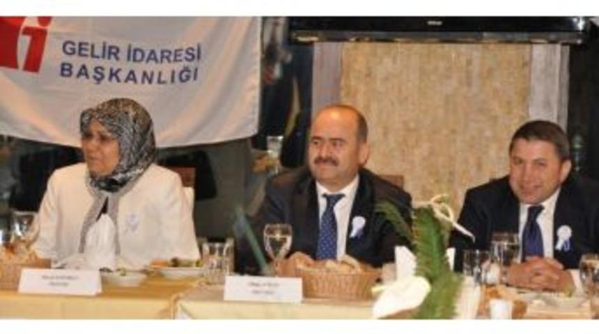 Siirt&rsquo;te Vergi Rekortmenleri &Ouml;d&uuml;llendirildi