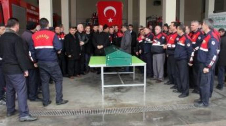 İtfaiyede Sirenler Nami Asar İ&ccedil;in &Ccedil;aldı