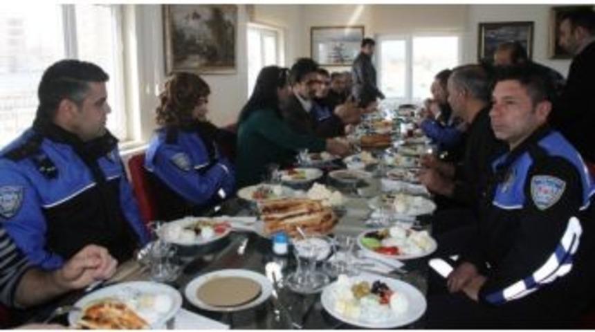 Tdp Basınla Bir Araya Geldi