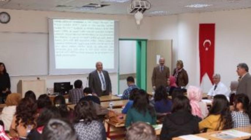 Rekt&ouml;r G&ouml;n&uuml;ll&uuml;, Tıp Fak&uuml;ltesi Binasında İncelemelerde Bulundu