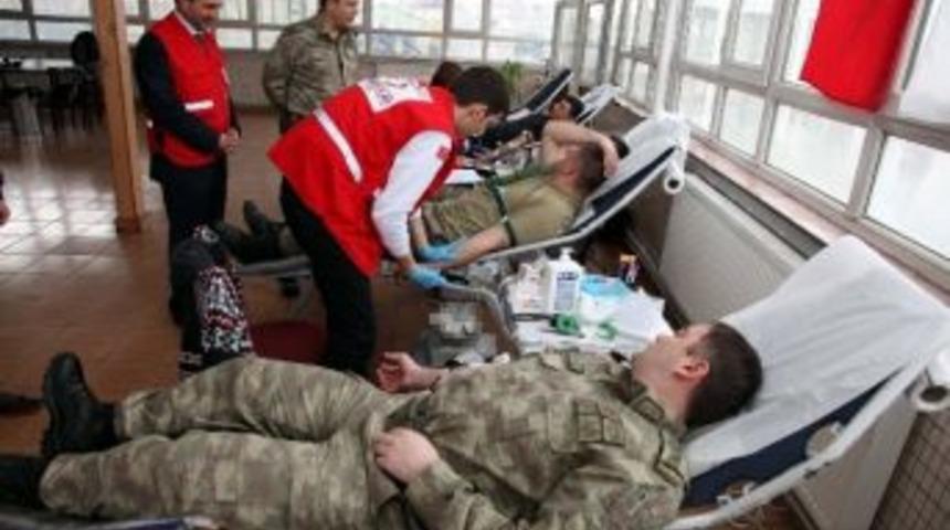 Mehmet&ccedil;ikten Kan Bağışı