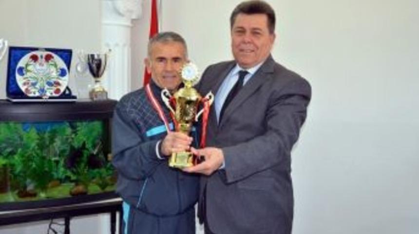 Trabzon&rsquo;dan Aydın&rsquo;a Kupa