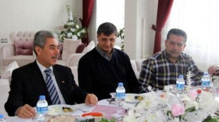 Emniyet M&uuml;d&uuml;r&uuml; İşlek Gazetecilerle Bir Araya Geldi