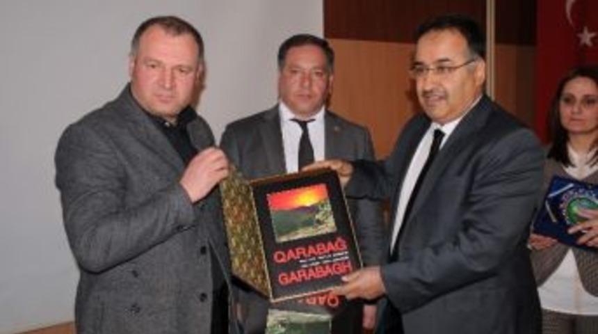 Hocalı Katliamı 22. Yılı Iğdır &Uuml;niversitesi&rsquo;nde D&uuml;zenlenen Konferansla Anıldı