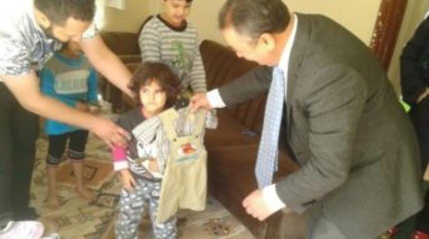 Emrem Vakfı'ndan Suriyelilere Yardım