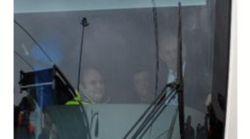 Kadir Topbaş, İstanbul&rsquo;un İlk Yerli Tramvayını Raylara İndirdi