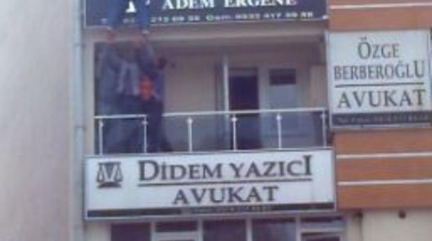 İcralık Olan Astsubay 3'&uuml;nc&uuml; Kattan Atlamaya &Ccedil;alıştı