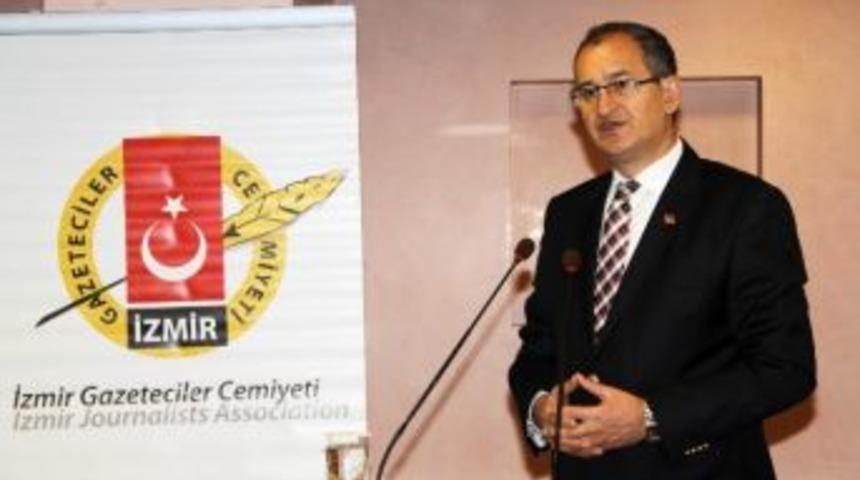 İgc&rsquo;den 56 Gazeteciye Şeref Divanı Beratı