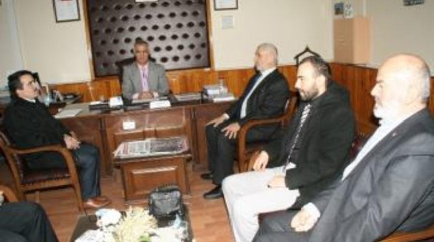 Tarih&ccedil;i-yazar Ekrem Şama&rsquo;dan Devrek İhl&rsquo;ye Ziyaret