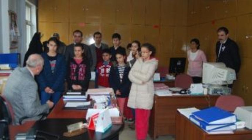 Malkara K&uuml;lt&uuml;r Ortaokulu &Ouml;ğrencileri Vergi Dairesini Ziyaret Etti