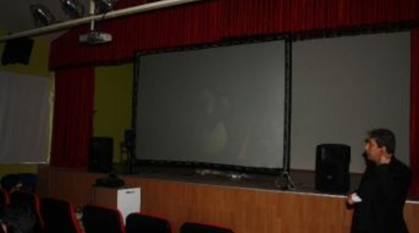 Dicle&rsquo;de &lsquo;ergen Sorunları&rsquo; Semineri