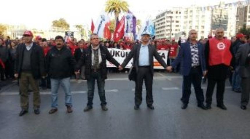 İzmir'de Stk Ve Sendikalardan Eylem