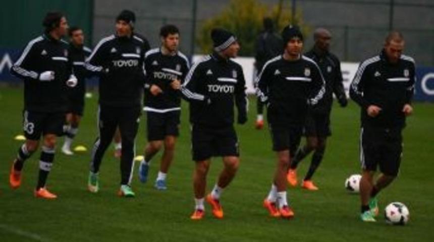 Beşiktaş, Medical Park Antalyaspor Ma&ccedil;ı Hazırlıklarını Tamamladı