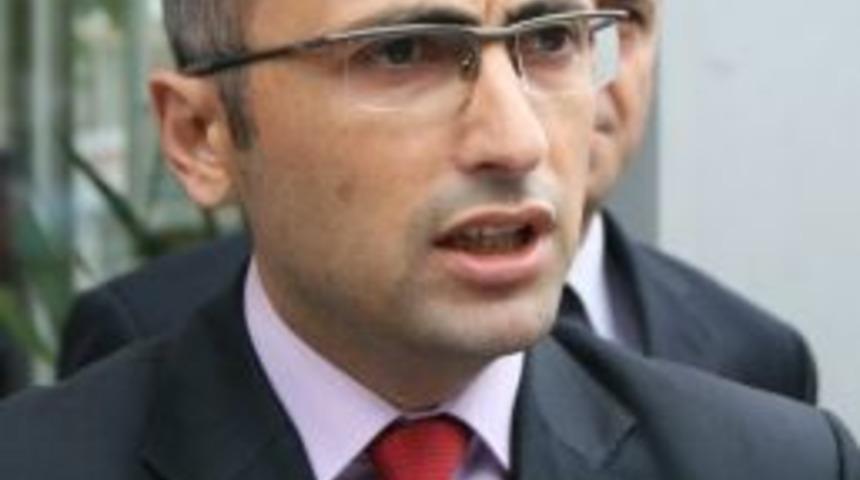 T&uuml;rk B&uuml;ro-sen D&uuml;zce İl Temsilcisi Temel Kırali,