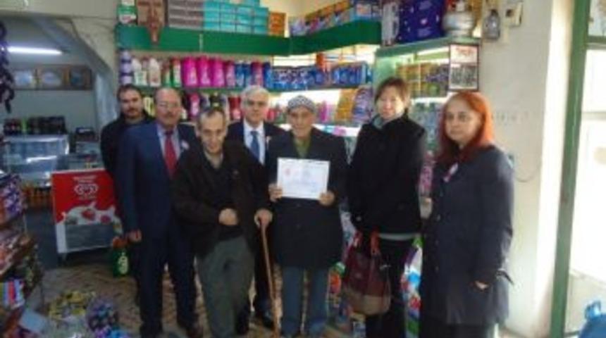 Kula Vergi Dairesi Esnaf Ziyaretlerine Devam Ediyor