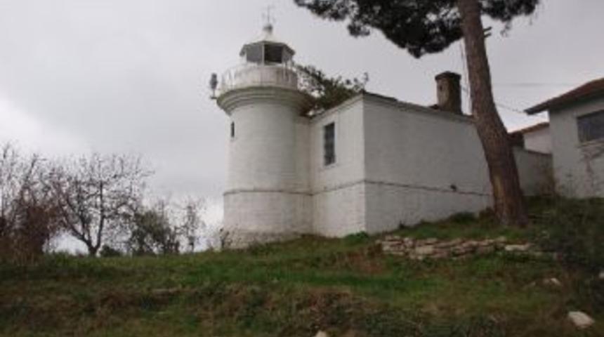 Asırlık Kerempe Feneri&rsquo;nin Asırlık Bek&ccedil;ileri