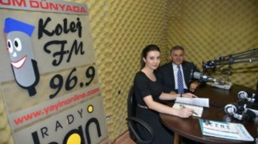 Başkan Memduh B&uuml;y&uuml;kkılı&ccedil;, Radyodan Seslendi