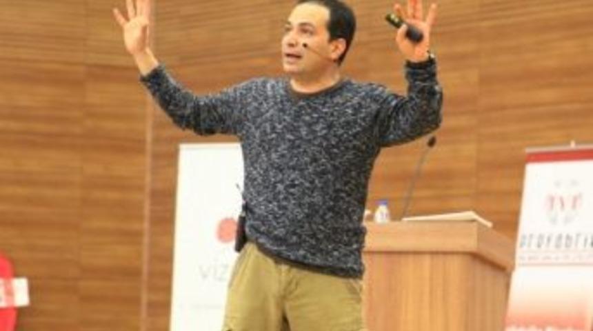 As&uuml;&rsquo;de İzg&ouml;ren Konferansı