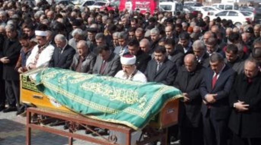 Mtso Başkanı Hasan Erkoç’un Ağabeyi Toprağa Verildi