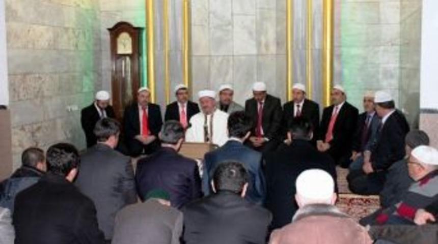 Vali Kemelek İ&ccedil;in Mevlid Programı D&uuml;zenlendi