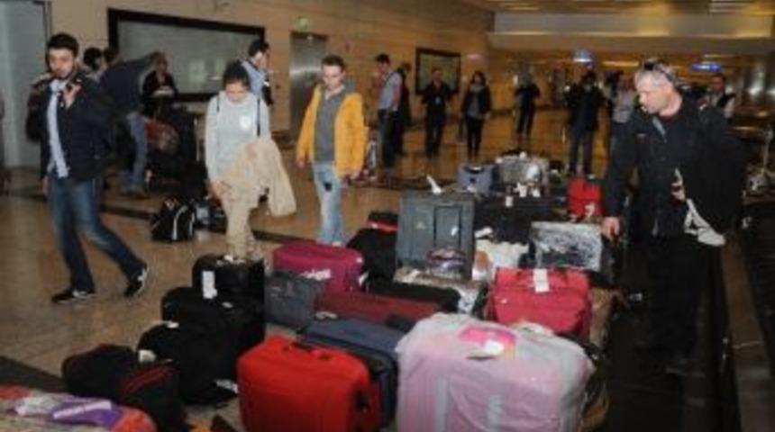 Kırım&rsquo;a İnemeyen Atlasjet U&ccedil;ağı Geri D&ouml;nd&uuml;