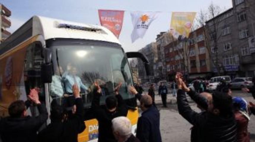 Kadir Topbaş: &ldquo;hali&ccedil; Metro K&ouml;pr&uuml;s&uuml; Yaptık, Bizi D&uuml;nyaya Şikayet Ettiler&rdquo;