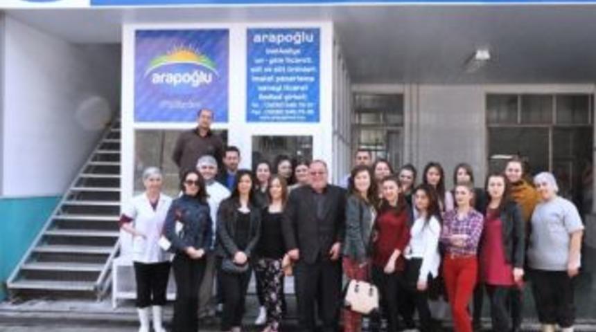 Arnavut &Ouml;ğrenciler &Ouml;demiş&rsquo;te Tulum Peynirinin Yapılışını &Ouml;ğrendi