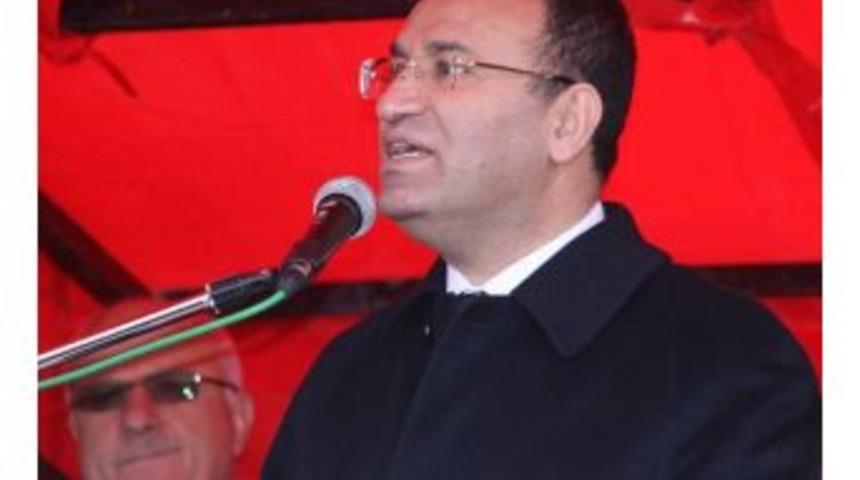 Adalet Bakanı Bekir Bozdağ: