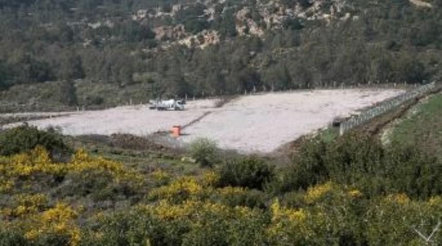 Karşıyaka'da &ldquo;g&uuml;neş Tarlası&rdquo;na İlk Kazma Vuruldu