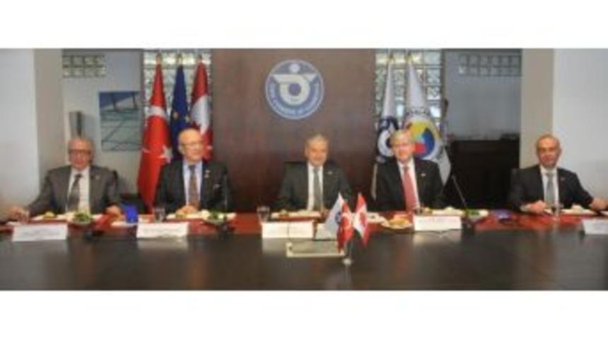 Kanada'yla Ticari İlişkiler Artırılacak