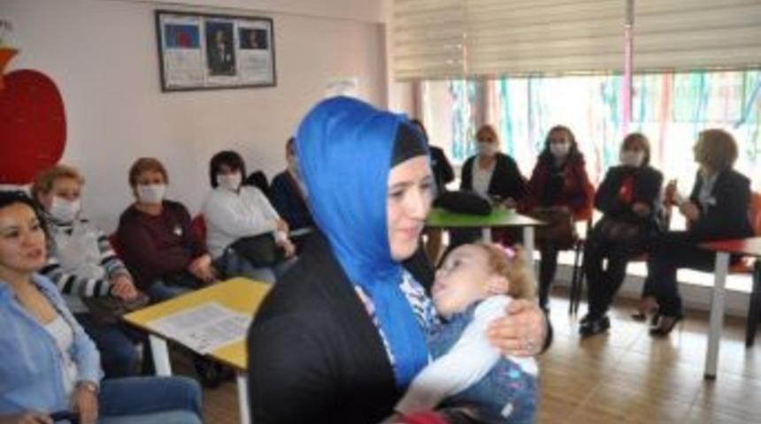 D&uuml;nya Ender Hastalıklar G&uuml;n&uuml;'nde Mavi Kurdele Taktılar