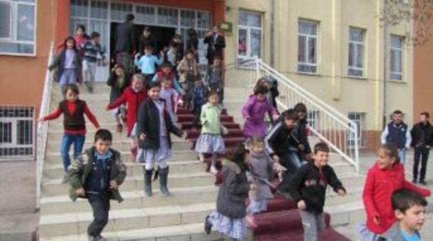 Hisarcık Atat&uuml;rk İlkokulunda Deprem Ve Yangın Tahliye Tatbikatı