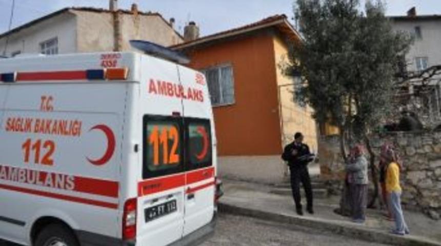 Demirci&rsquo;de Tek Başına Yaşayan Yaşlı Kadın Evinde &Ouml;l&uuml; Bulundu