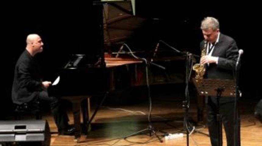 Bir Piyanist Bir Yazarla Karşıyaka’da Buluştu