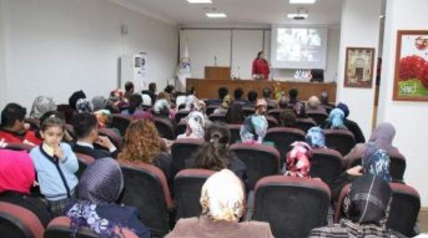 Kamer&rsquo;den, &ldquo;kadın Hakları İnsan Haklarıdır&rdquo; Konulu Panel