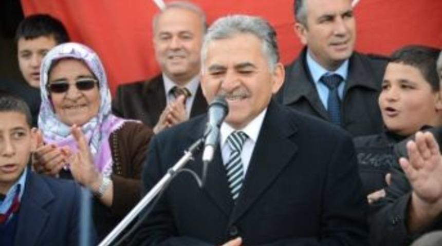 Ak Parti Melikgazi İl&ccedil;e Teşkilatı 13. Se&ccedil;im B&uuml;rosunu Turan Mahallesi'nde A&ccedil;tı