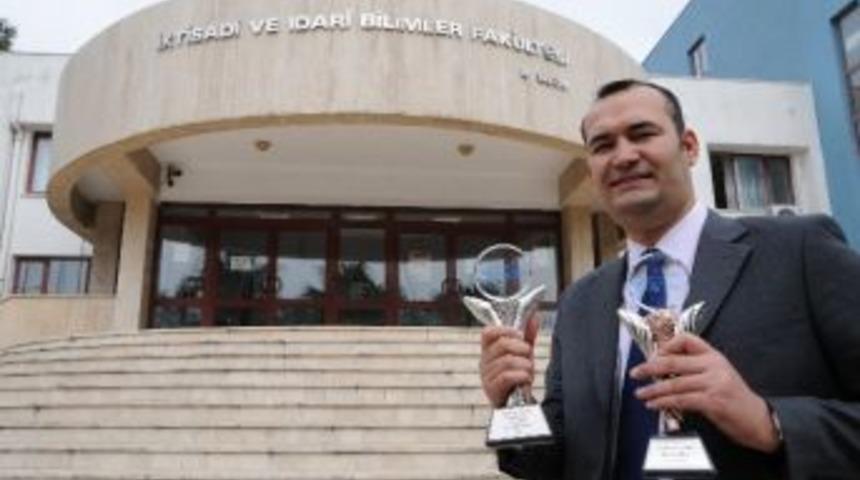 A&uuml;&rsquo;ye Turizm Sekt&ouml;r&uuml;nde Birincilik &Ouml;d&uuml;l&uuml;