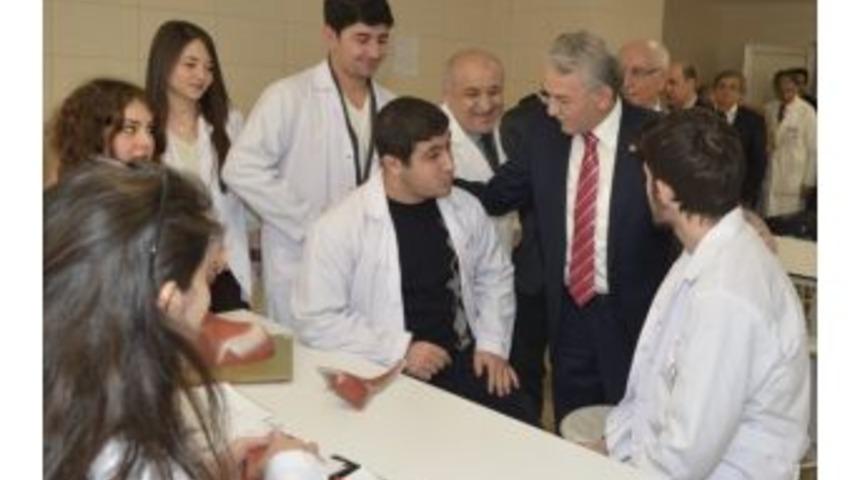 Esog&uuml; Tıp Fak&uuml;ltesi&rsquo;ndeki Yenileme Ve İyileştirme &Ccedil;alışmaları Tamamlandı