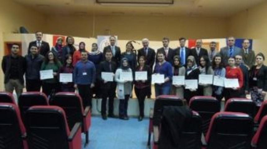 Bursa'da Aile Eğitim Programı Eğitici Eğitimi Tamamlandı