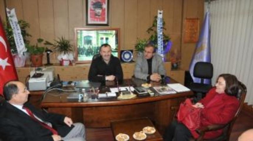 Ak&ccedil;akoca'da Vergi Haftası Kutlamaları S&uuml;r&uuml;yor