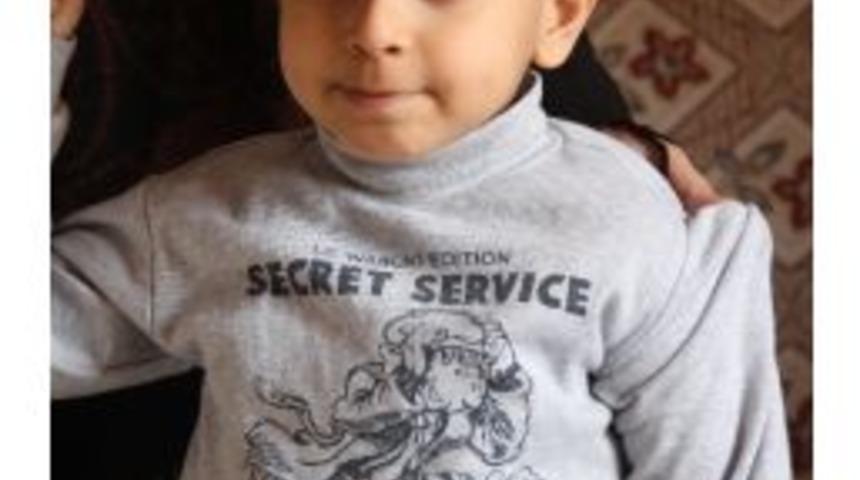 Trafik Canavarı Kurbanı 7 Yaşındaki Mustafa, 6 Yılda 24 Ameliyat Oldu Ama Y&uuml;r&uuml;yemedi