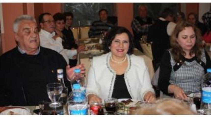 Alaşehir T&uuml;rk Sanat M&uuml;ziği Korusu Stres Attı