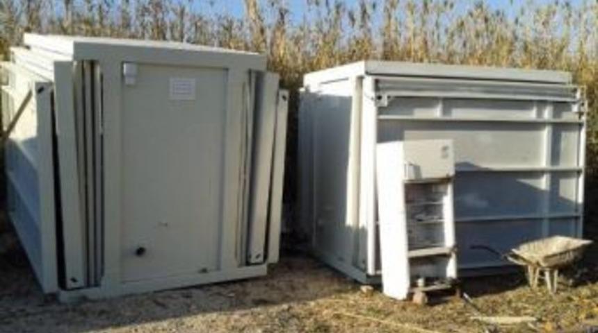 Vin&ccedil; Kiralayan Hırsızlar 11 Adet Prefabrik Ev &Ccedil;aldı